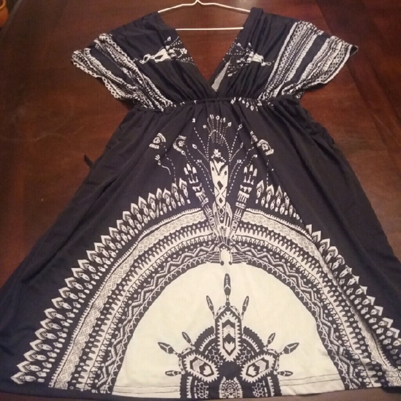 Tops - Kimono style blouse/cover-up